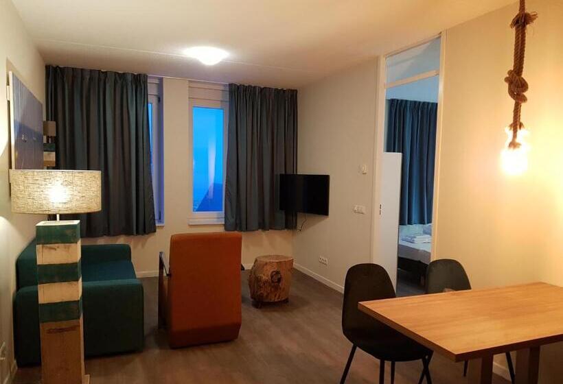 带1个卧室的带海景的公寓, Villa Zeezicht