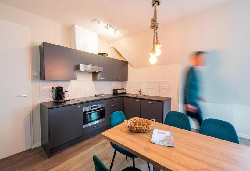 带1个卧室的顶楼公寓, Villa Zeezicht