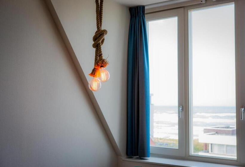 带1个卧室的顶楼公寓, Villa Zeezicht