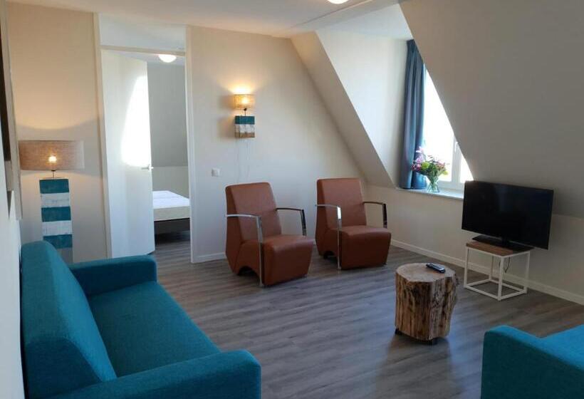 带1个卧室的顶楼公寓, Villa Zeezicht