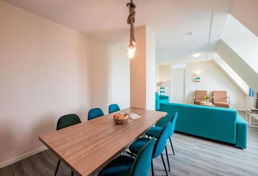 带1个卧室的顶楼公寓, Villa Zeezicht