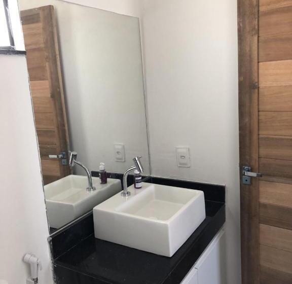 חדר דלוקס נוף לים, Gostoso White