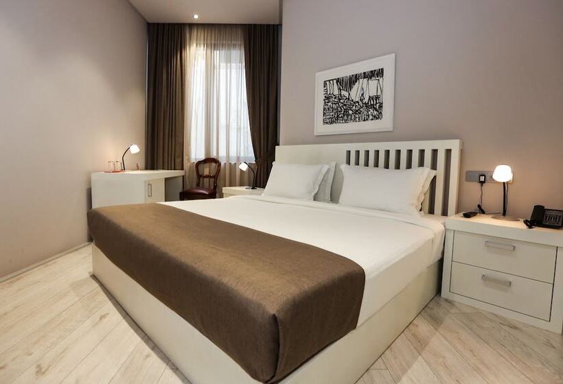 スタンダードルーム, Metro Hotel Tirana
