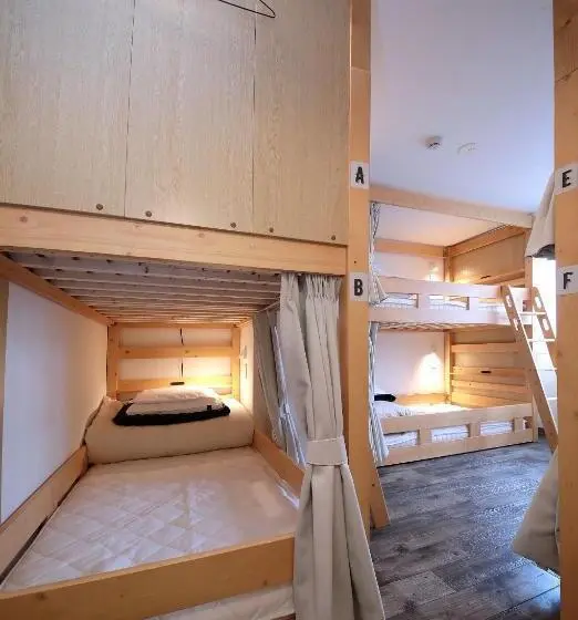 Perhehuone Jaettu Kylpyhuone, Trip & Sleep Hostel