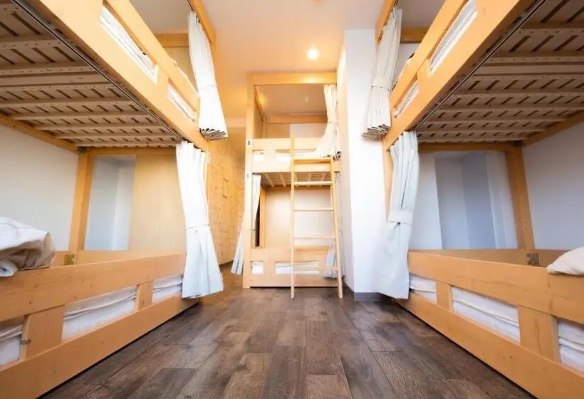 Perhehuone Jaettu Kylpyhuone, Trip & Sleep Hostel