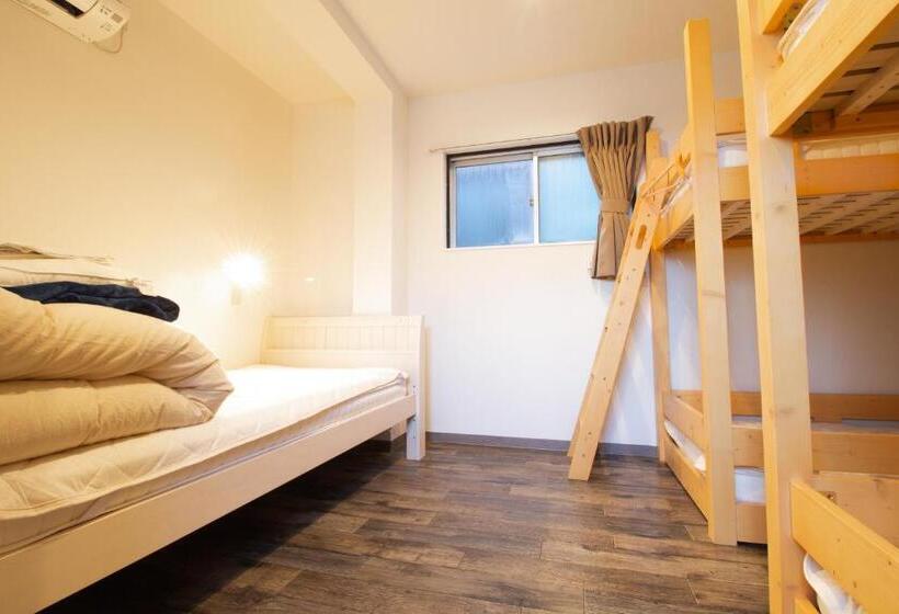 浴室共有ファミリールーム, Trip & Sleep Hostel