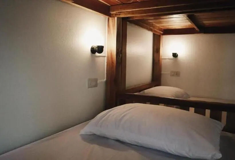ファミリールーム, Baan64 Hostel