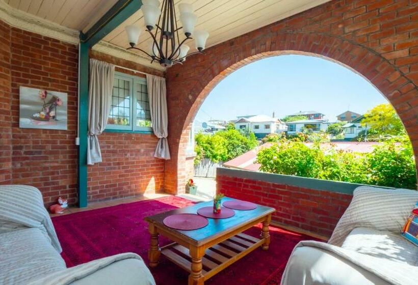 اتاق استاندارد با چشم‌انداز باغ, The Ocean Breeze Suites