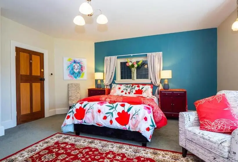 اتاق لوکس, The Ocean Breeze Suites