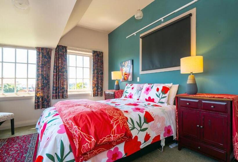 Номер Deluxe, The Ocean Breeze Suites