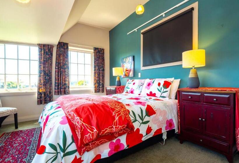 Номер Deluxe, The Ocean Breeze Suites