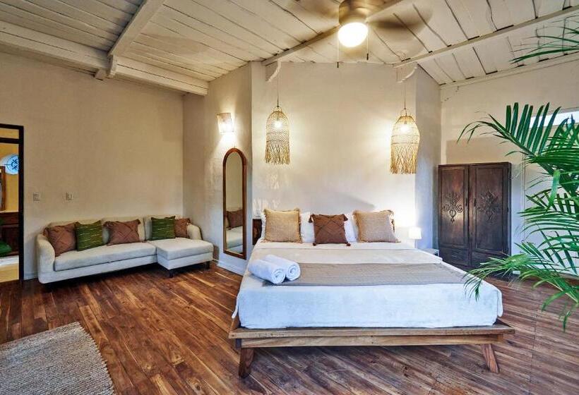Люкс Кровать Кинг, Paradise Beach Lodge