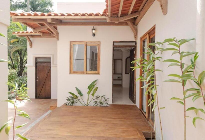 جناح ديلوكس, Paradise Beach Lodge