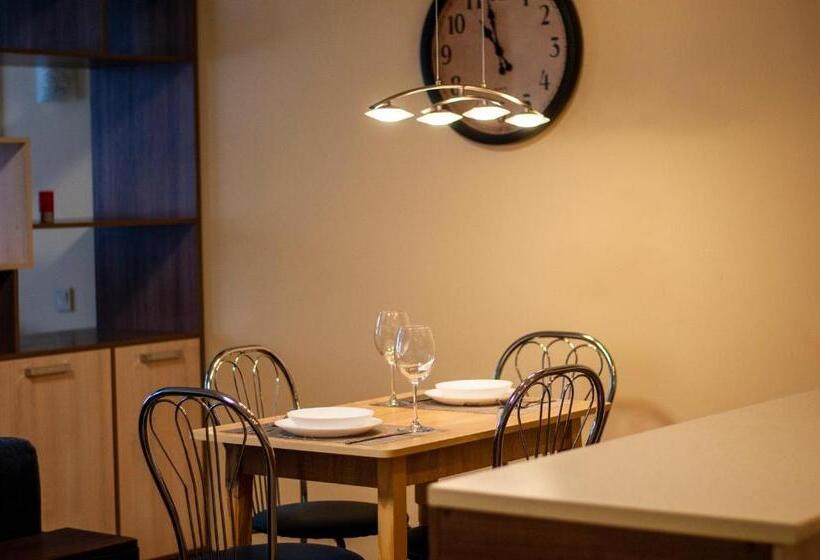 سوییت, Prestige Apartments Kalnyshevskogo