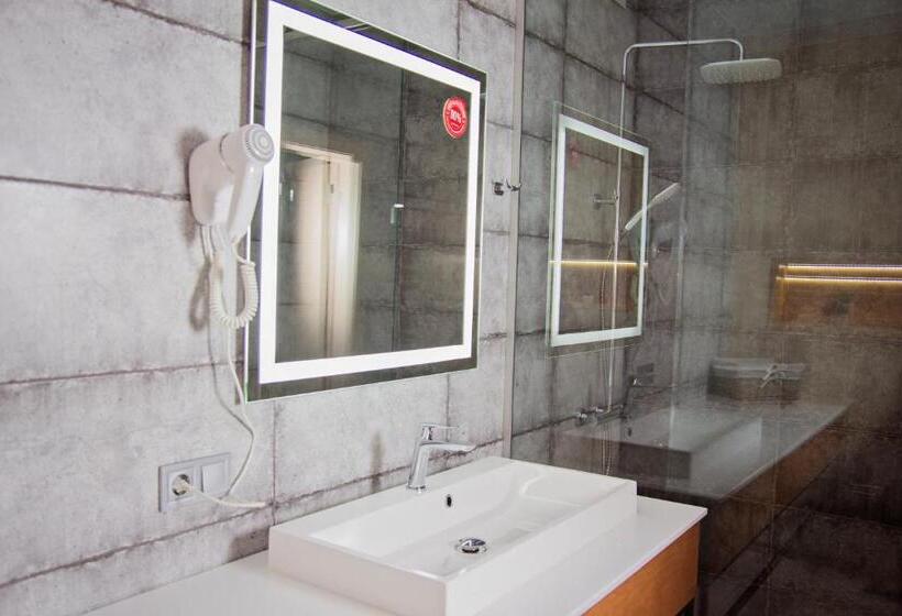سوییت اجرایی, Prestige Apartments Kalnyshevskogo