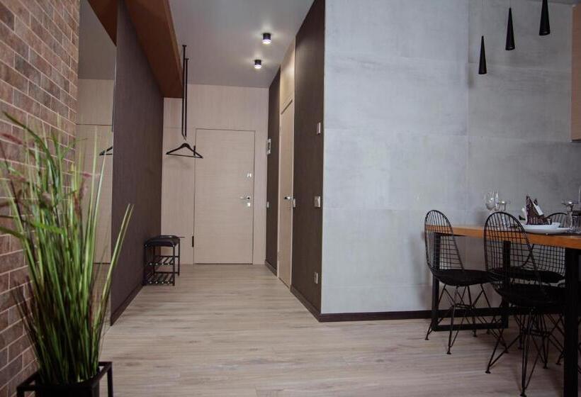 سوییت اجرایی, Prestige Apartments Kalnyshevskogo