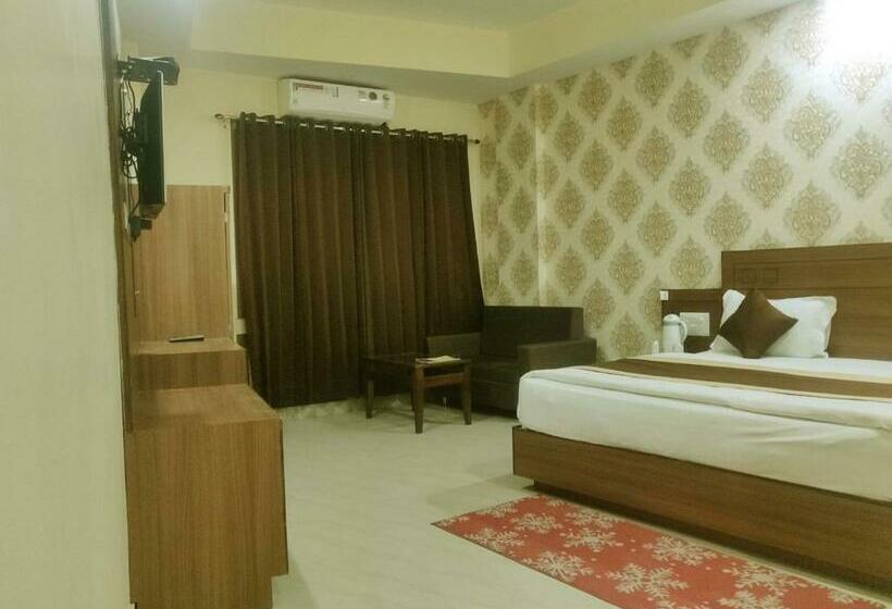 Номер Deluxe, The Vaishno Devi Hills