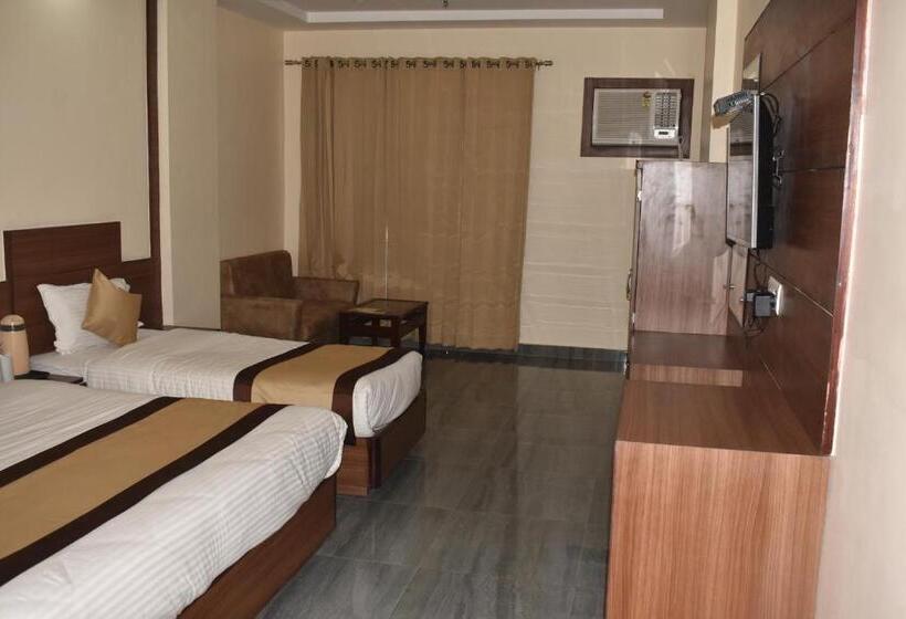 Трехместный Номер Superior, The Vaishno Devi Hills
