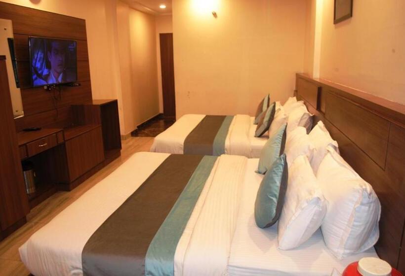 수피리어 패밀리 룸, The Vaishno Devi Hills