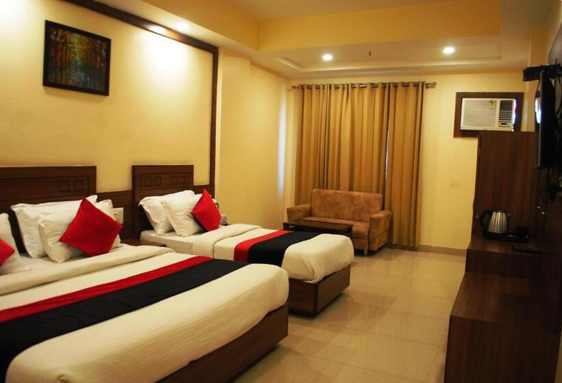 Трехместный Номер Deluxe, The Vaishno Devi Hills
