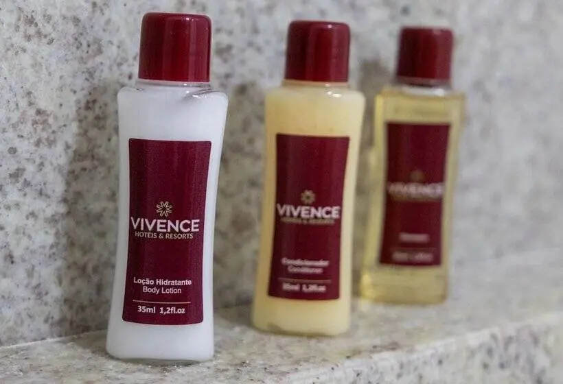 Deluxe Kolmen Hengen Huone, Vivence Suítes Hotel Palmas