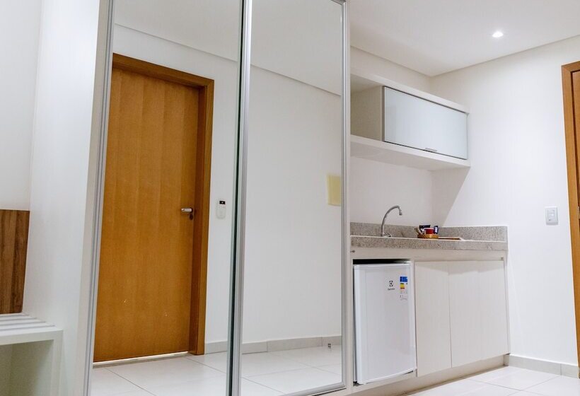 豪华三人间, Vivence Suítes Hotel Palmas