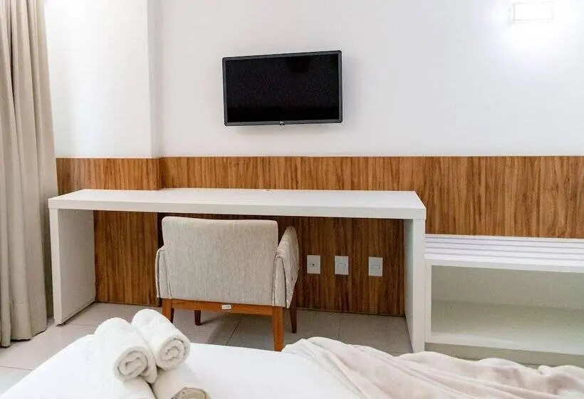 Deluxe Kolmen Hengen Huone, Vivence Suítes Hotel Palmas
