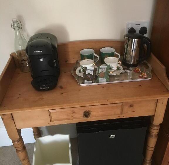 带大床的豪华间, Little Redlands B&b