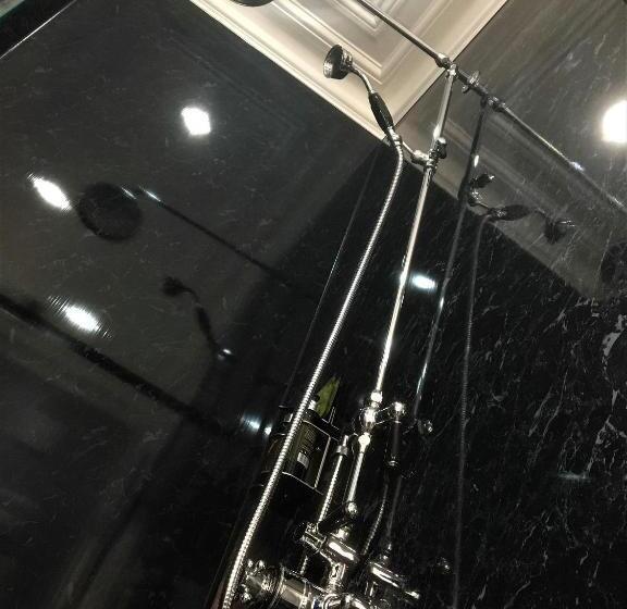 带大床的标准间, Little Redlands B&b