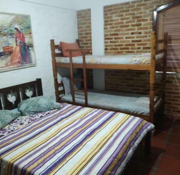 חדר משפחתי, Aloha Hostel Cabo Frio