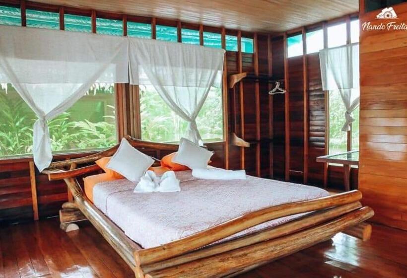 标准平房, Amazon Oasis Floating Lodge