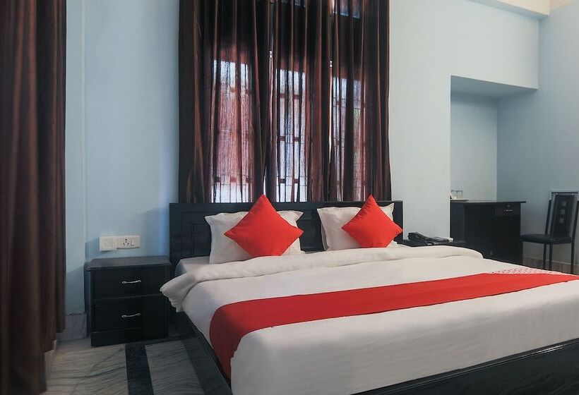 اتاق لوکس, Oyo 17077 Elegant Guest House