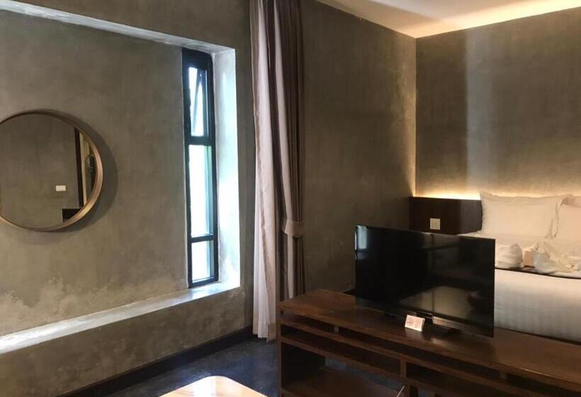 جناح, Nai Ya Hotel  Sha Extra Plus