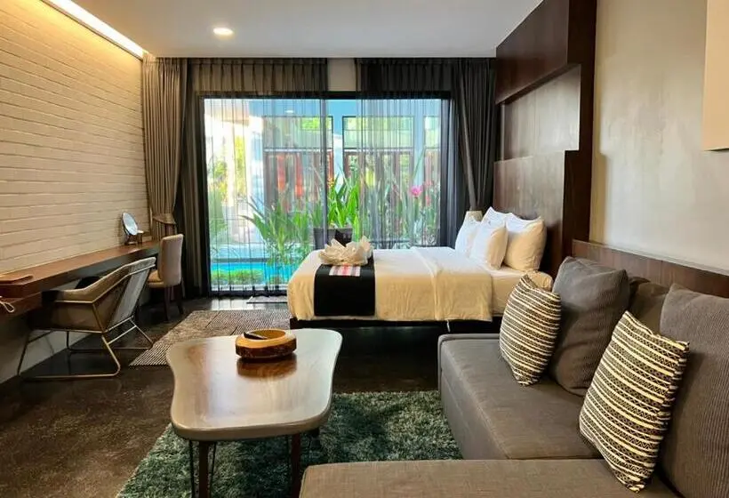 プールの見えるスタンダードトリプルルーム, Nai Ya Hotel Sha Extra Plus