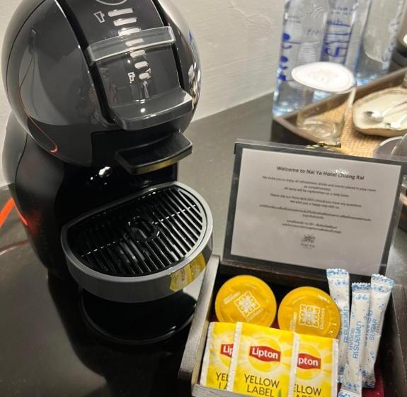 غرفة قياسية ثلاثية مطلة علي حمام السباحة, Nai Ya Hotel  Sha Extra Plus