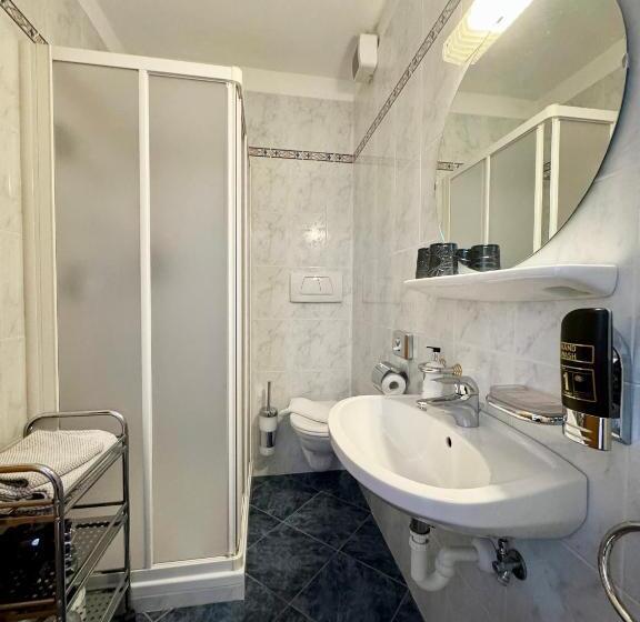 חדר בסיסי, Residence Mavie