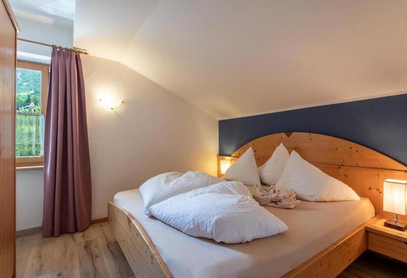 חדר משפחתי דלוקס, Residence Mavie