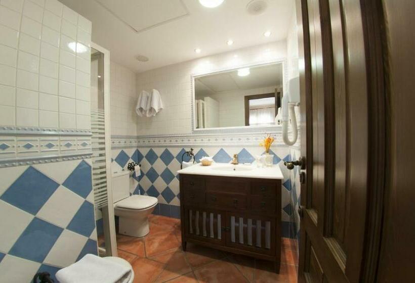 Номер Стандарт Трехместный, Hostal Rural Los Telares