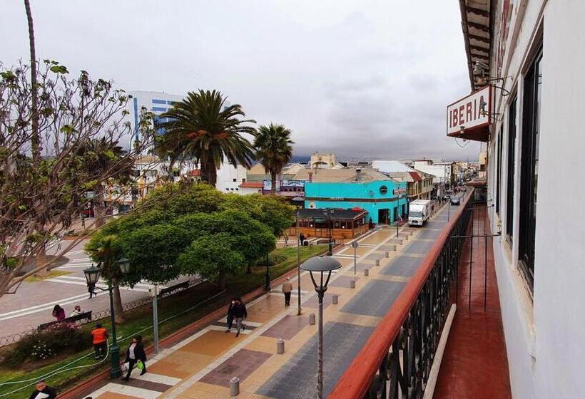 اتاق خانوادگی, Iberia