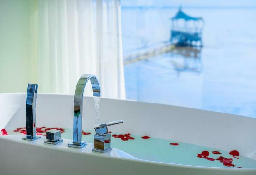 海景标准间带阳台, Dali Erhai Baishe Seaview Inn