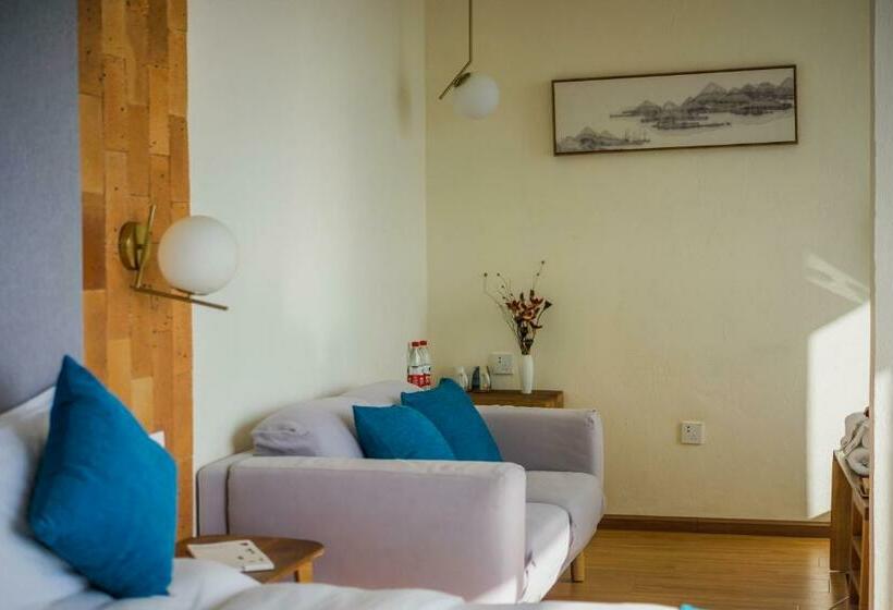 海景标准间带阳台, Dali Erhai Baishe Seaview Inn