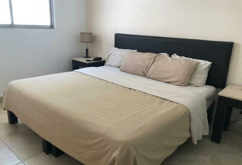 חדר דחוקס עם מיטת קינג, Suites Real Tabasco