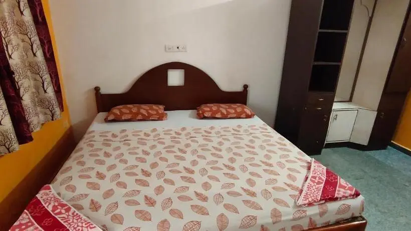 エコノミールーム, Nakshatraa Guest House