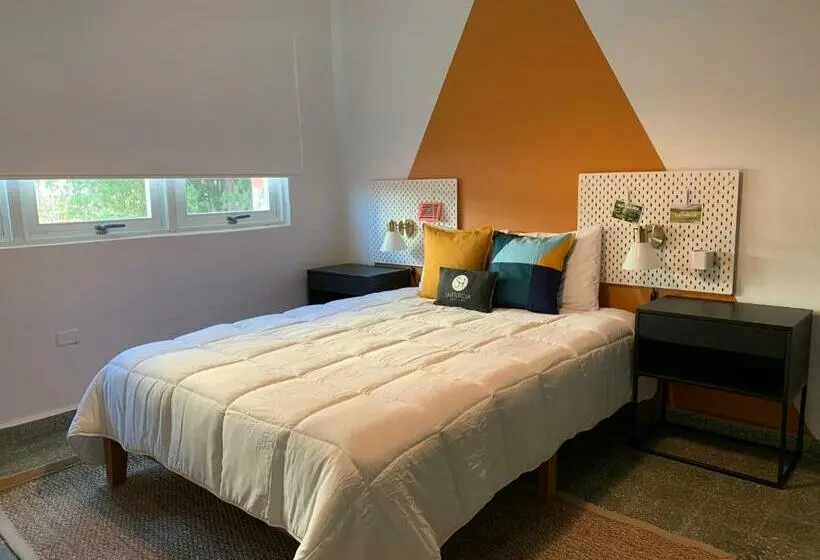 اتاق استاندارد, Santurcia Hostel