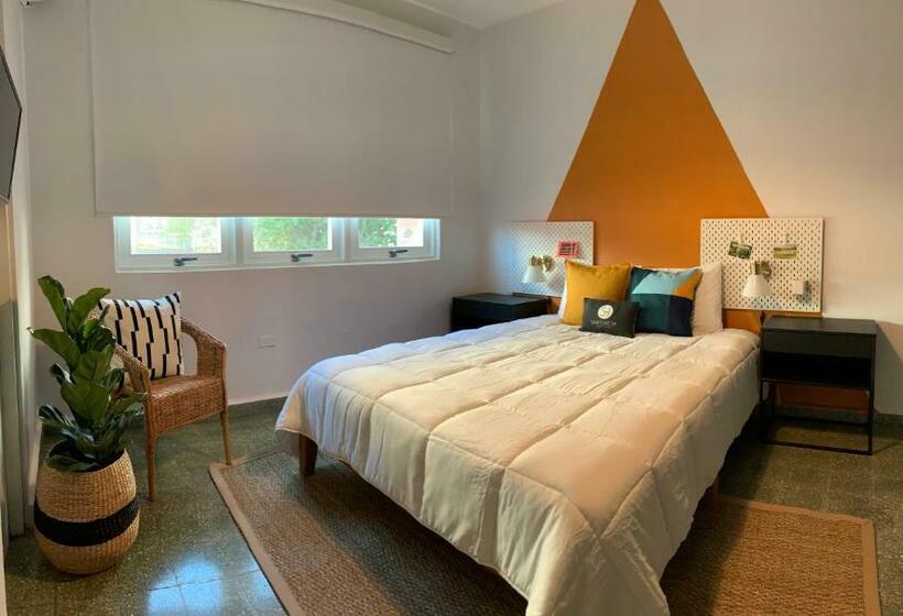 اتاق استاندارد, Santurcia Hostel