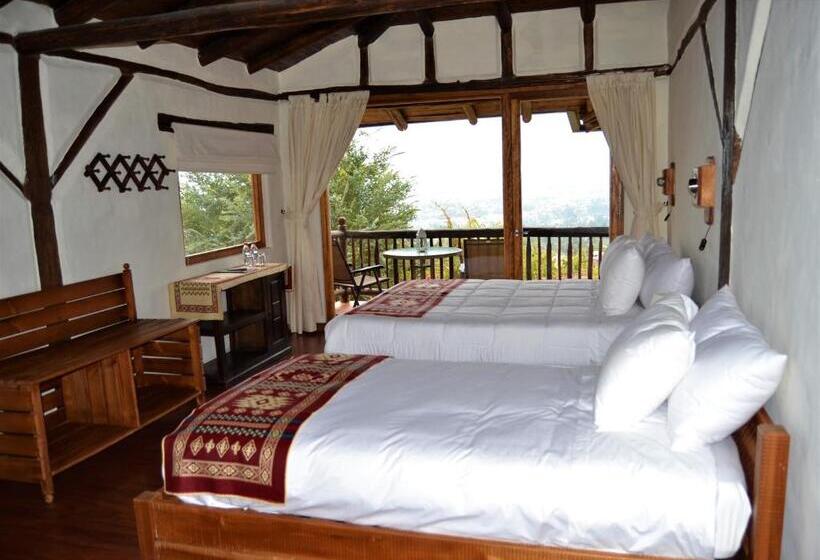 חדר סטנדרט לשלושה עם מרפסת, Ilatoa Lodge