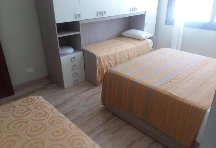 اتاق خانوادگی با چشمانداز دریا, Oasi Encantada Beach Resort