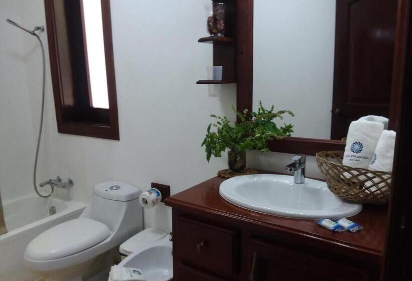 اتاق خانوادگی با چشمانداز دریا, Oasi Encantada Beach Resort