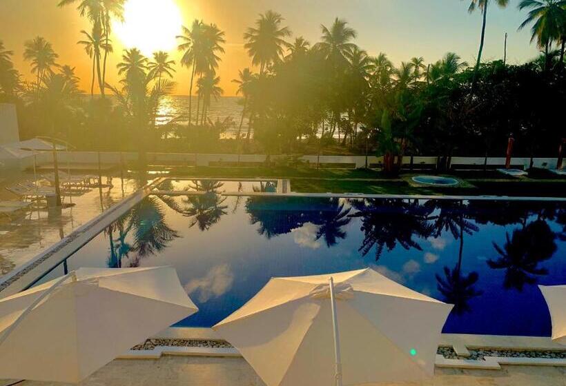 اتاق خانوادگی با چشمانداز دریا, Oasi Encantada Beach Resort