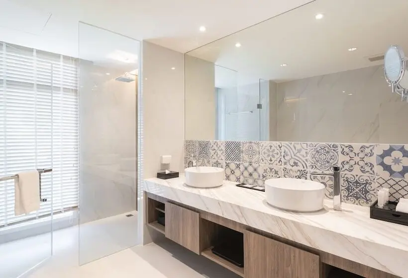Juniorsviitti, Ramada Plaza By Wyndham Chao Fah Phuket